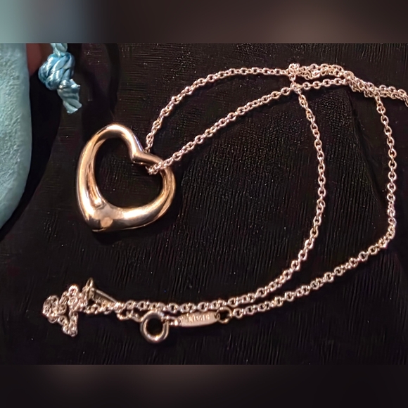 TIFFANY & CO Open Heart Paloma Picasso Sterling Silver pendant and necklace - Picture 11 of 11
